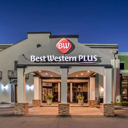 Best Western Plus Westbank Harvey Exterior photo